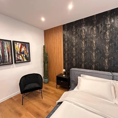 Residenza Ricci & *
